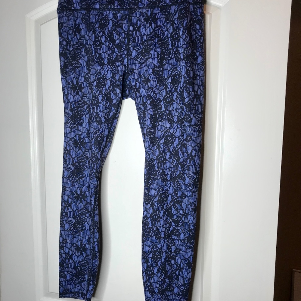 Women’s FabletiPrint Stretchy Butt LiftingYoga Workout Pants, High Waist Legging